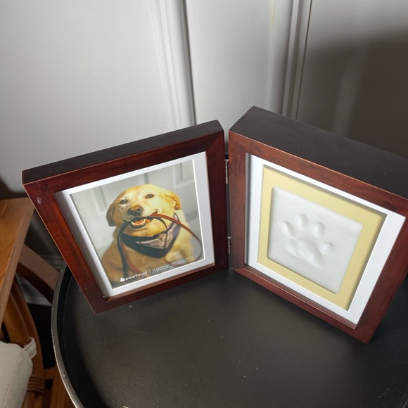 NWOT Memorial Frame - Picture 2 of 3